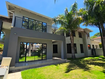 6 Bedroom Townhouse Complex