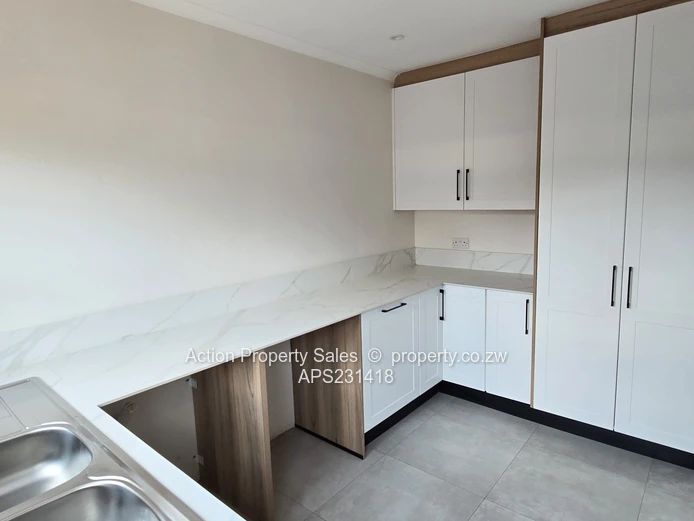 Luxurious Townhouse For Sale In Newlands - Transfer Fees & Stamp Duty Included! 