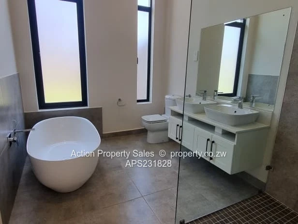 Beautiful Townhouse To Rent In Newlands!