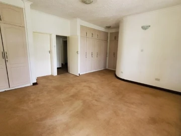 6 Bedroom Townhouse Complex