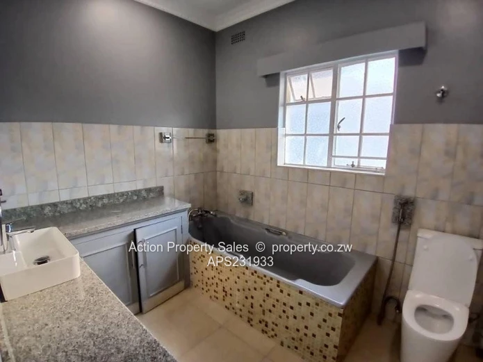 Completely Renovated 3 Bed Office Unit! 