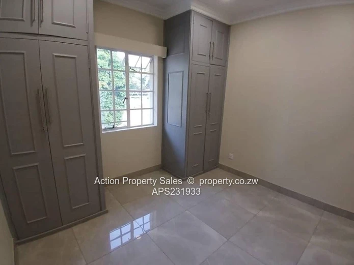 Completely Renovated 3 Bed Office Unit! 