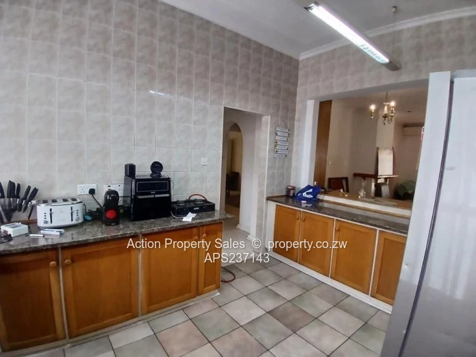 Neat Family Townhouse! 