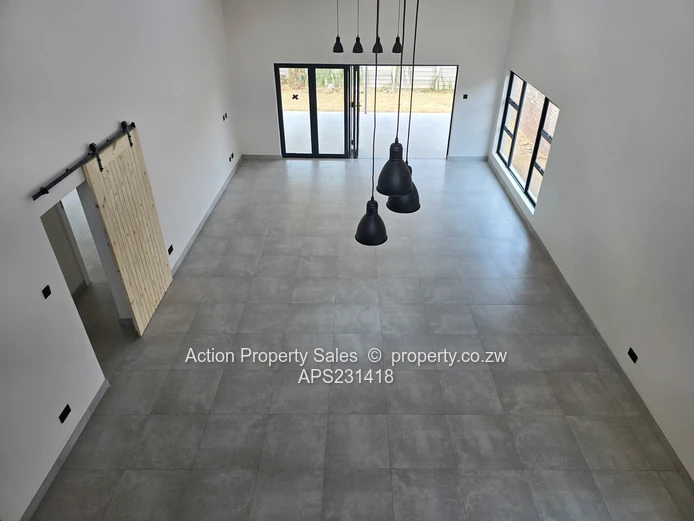 Luxurious Townhouse For Sale In Newlands - Transfer Fees & Stamp Duty Included! 