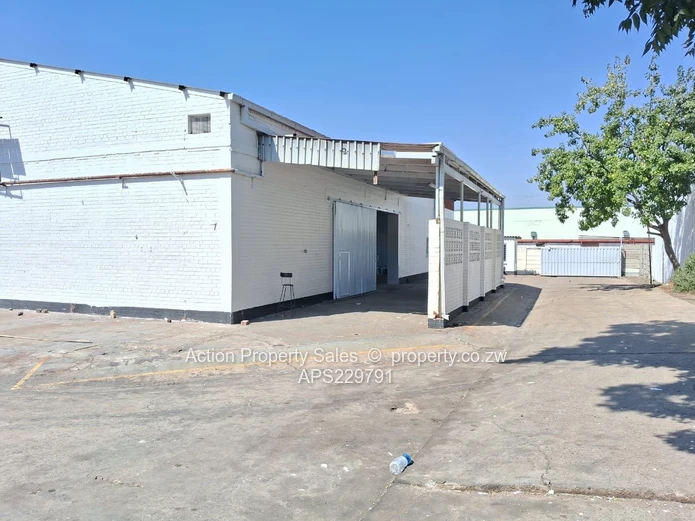 Warehousing and Offices to Rent in Graniteside. Available 1st December $8200 plus VAT and Rates 
