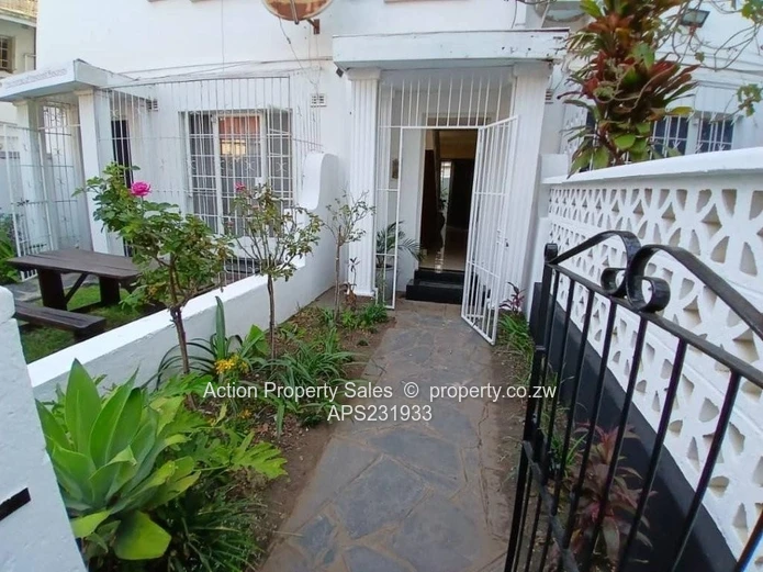 Completely Renovated 3 Bed Office Unit! 