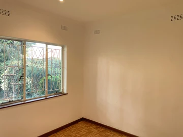 3 Bedroom Garden Flat