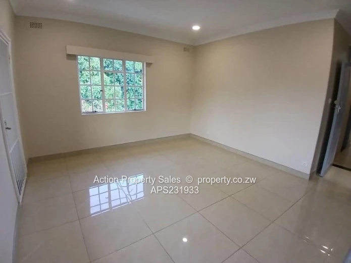 Completely Renovated 3 Bed Office Unit! 