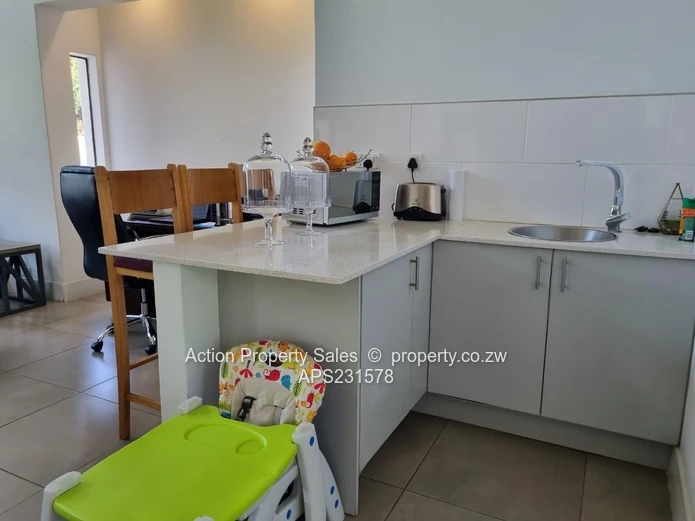 Townhouse to rent in Greendale 1st February - $1600 plus $100 Levy