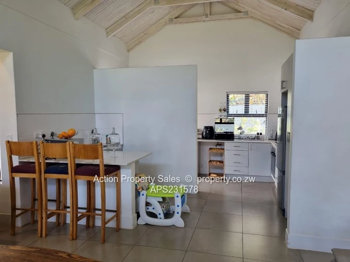 Townhouse to rent in Greendale 1st February - $1600 plus $100 Levy