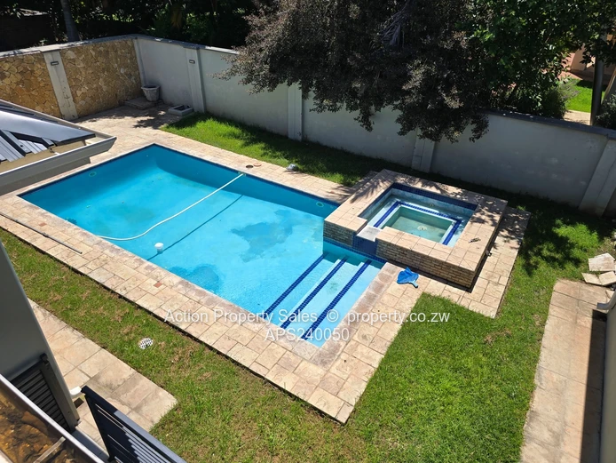 Luxurious Townhouse For Sale In The Brooke! 