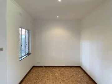 3 Bedroom Garden Flat