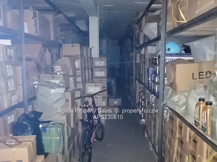 Offices,Warehouse, Southerton $3200 plus VAT & Op costs 