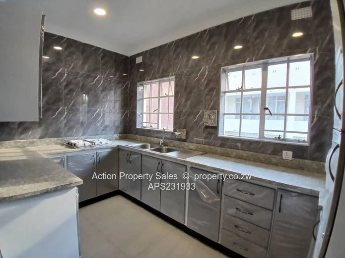 Completely Renovated 3 Bed Office Unit! 