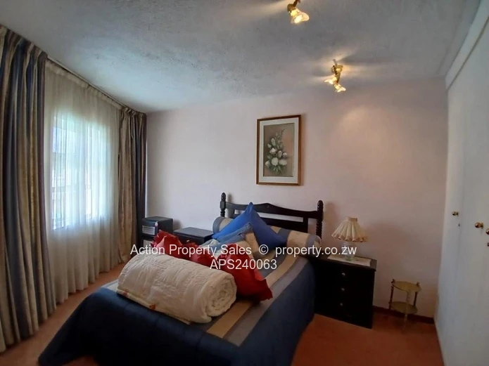 Beautiful 3 Bed Townhouse In Newlands! 