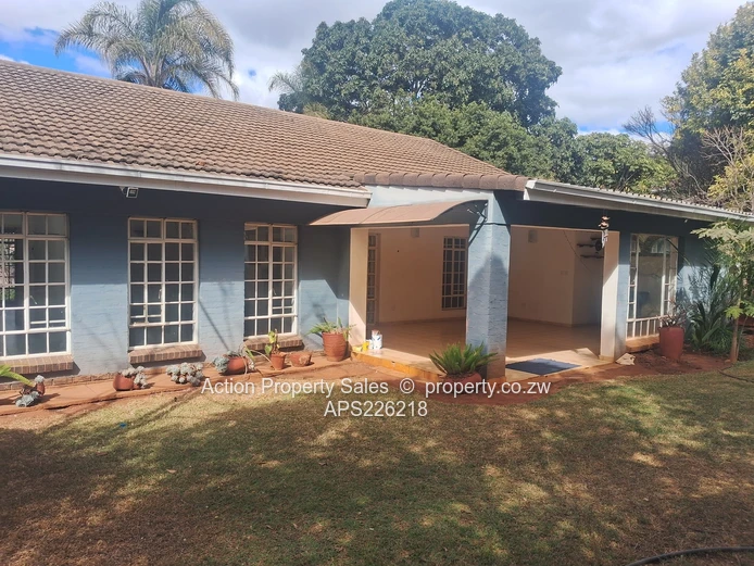 Charming Garden Flat In Avondale USD$1000 + Levy 