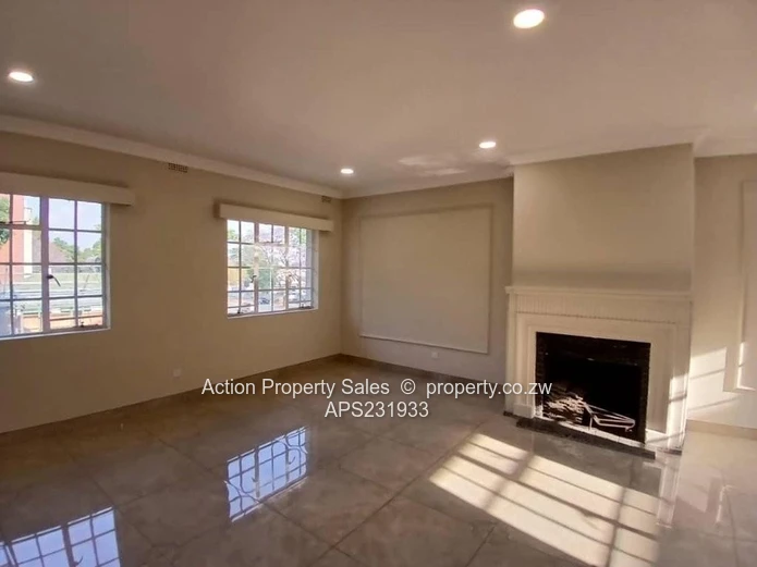 Completely Renovated 3 Bed Office Unit! 