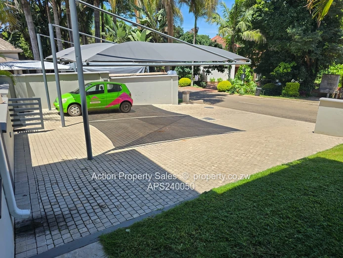 Luxurious Townhouse For Sale In The Brooke! 