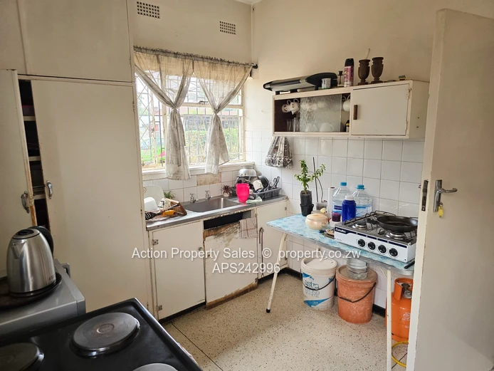 3 Bedroom Duplex Garden Flat For Sale In Eastlea 