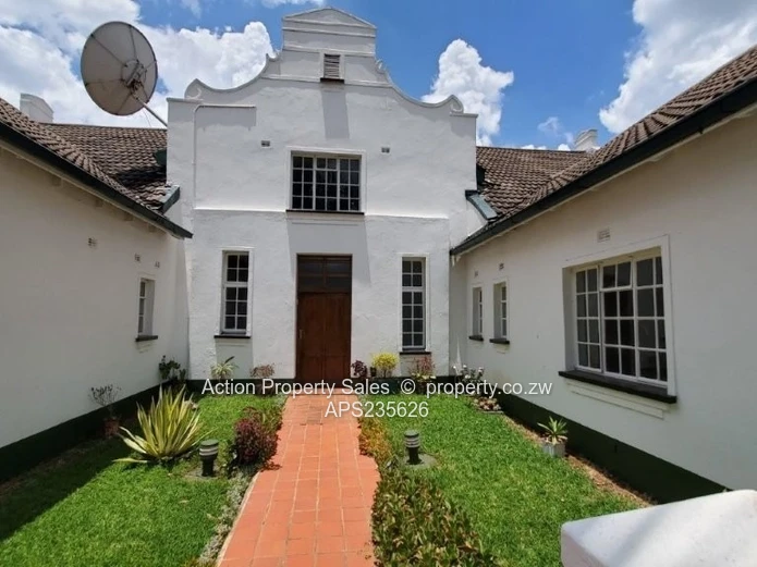 Townhouse To Rent In Borrowdale