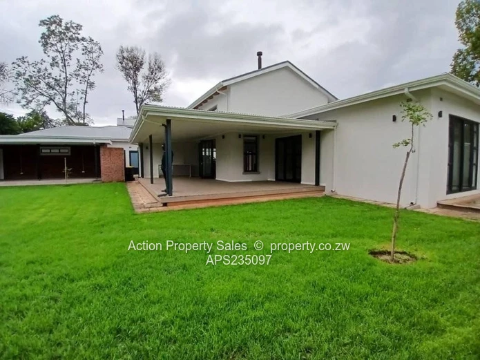 Beautifully Finished Townhouse To Rent! 