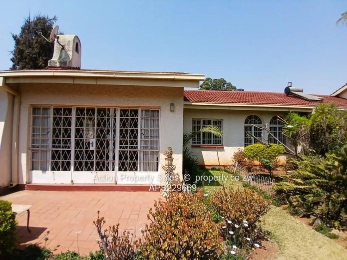 Neat 2 Bed In Avondale West! 