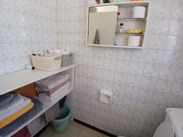 3 Bedroom Flat & Apartment