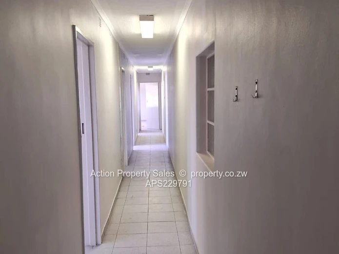 Warehousing and Offices to Rent in Graniteside. Available 1st December $8200 plus VAT and Rates 