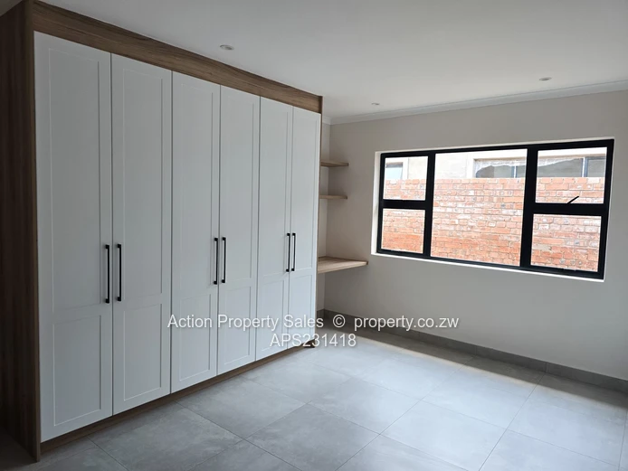 Luxurious Townhouse For Sale In Newlands - Transfer Fees & Stamp Duty Included! 