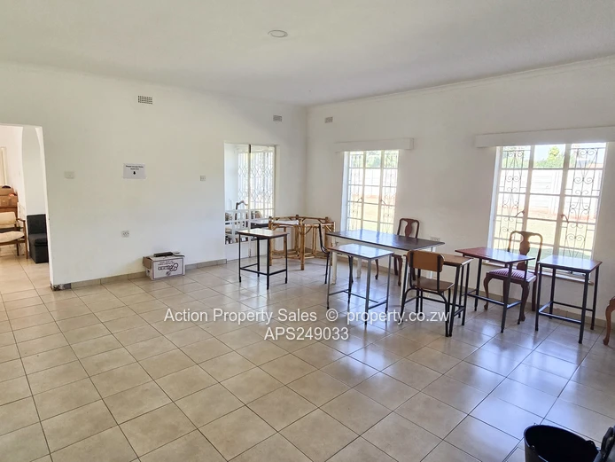 7 Bedroom House To Rent - 1st July $3,000 
