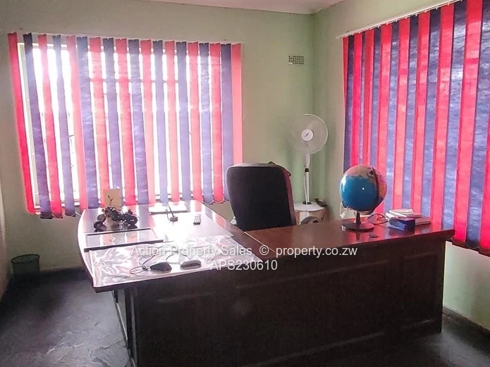 Offices,Warehouse, Southerton $3200 plus VAT & Op costs 