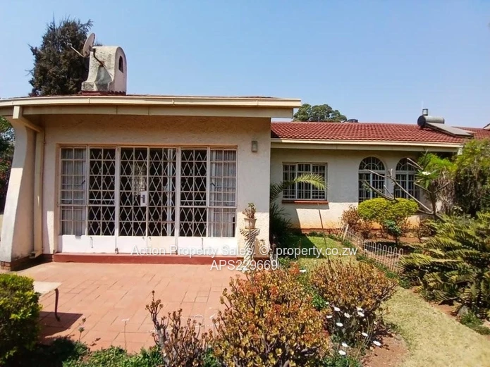 Neat 2 Bed In Avondale West! 