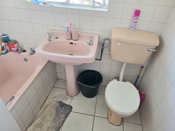 2 Bedroom Garden Flat